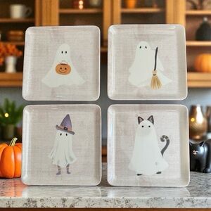 NEW Isaac Mizrahi Super Cute Set Of 4 Melamine 6x6 Ghostly Appetizer/Snack Plate